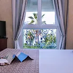 West End Promenade Hotel