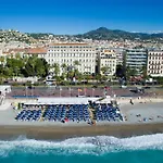 West End Promenade Hotel 4*