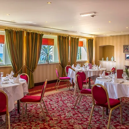 West End Promenade Hotel 4*