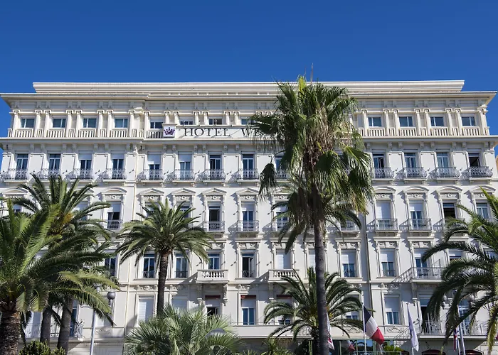 West End Promenade Nice