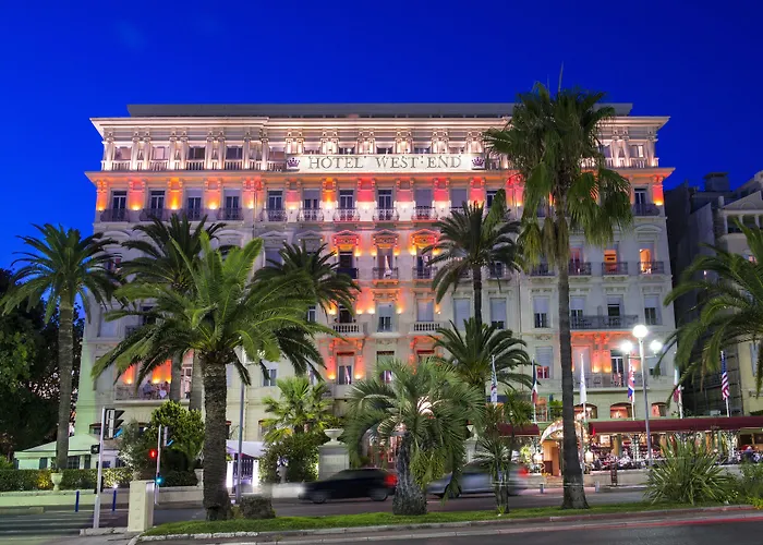 West End Promenade Hotel 4*