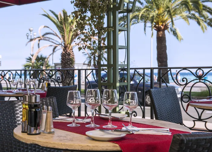 West End Promenade 4*