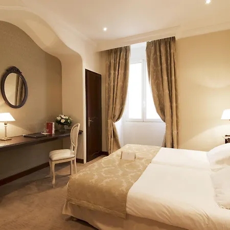 West End Promenade Hotel 4*