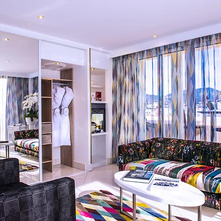 West End Promenade Szálloda