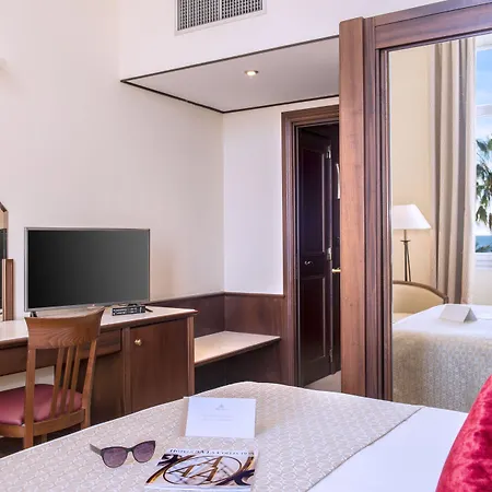 West End Promenade Hotel 4*