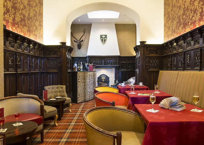 웨스트 엔드 프롬나드 호텔