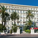 West End Promenade 4*