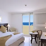 West End Promenade 4*