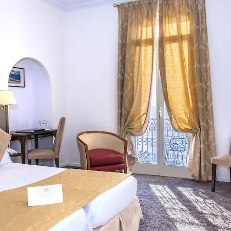 웨스트 엔드 프롬나드 니스