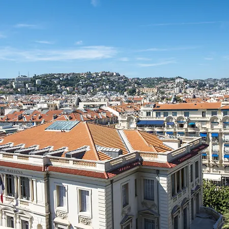 웨스트 엔드 프롬나드