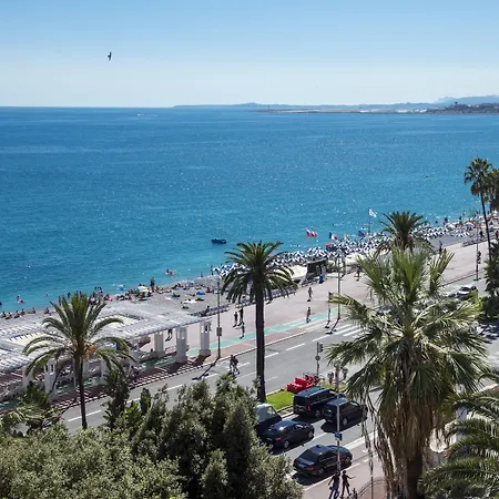 West End Promenade