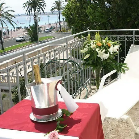 Ξενοδοχείο West End Promenade
